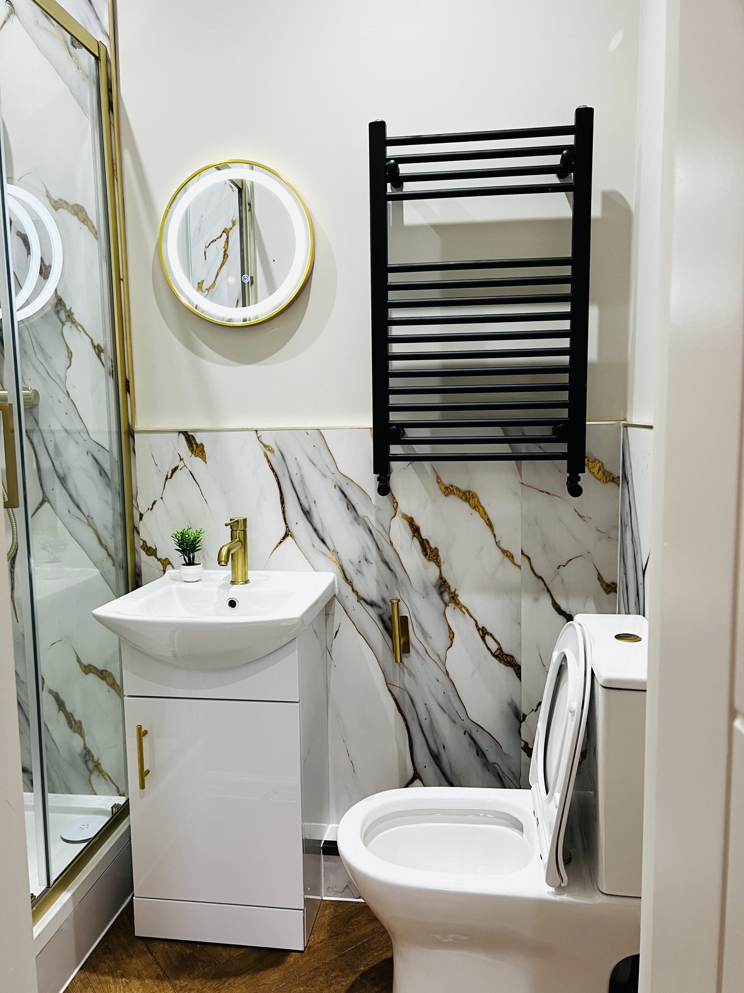 The Lior Suite